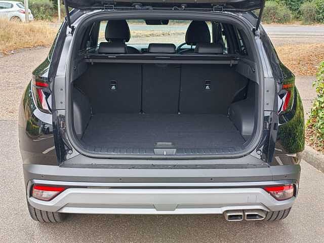 Hyundai TUCSON 1.6T 239 Hybrid Black Line 5dr Auto Black