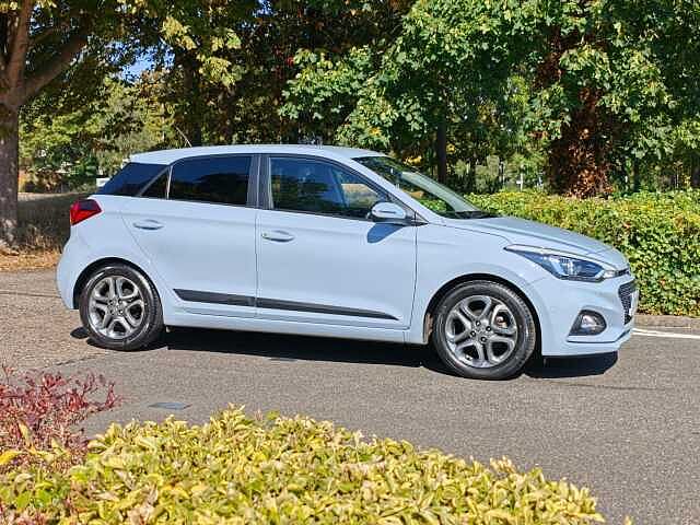 Hyundai I20 1.2 MPi Premium Nav 5dr Grey