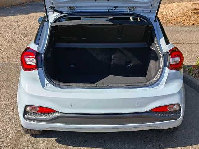 Hyundai I20 1.2 MPi Premium Nav 5dr Grey