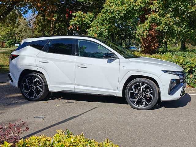 Hyundai TUCSON 1.6T Hybrid N Line S 5dr Auto White