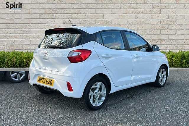 Hyundai I10 1.2 MPi SE Connect 5dr Auto Atlas White