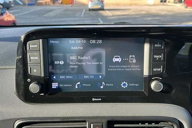 Hyundai I10 1.2 MPi SE Connect 5dr Auto Atlas White