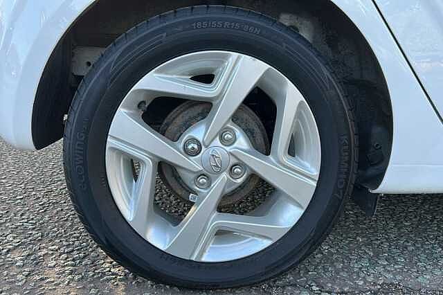 Hyundai I10 1.2 MPi SE Connect 5dr Auto Atlas White