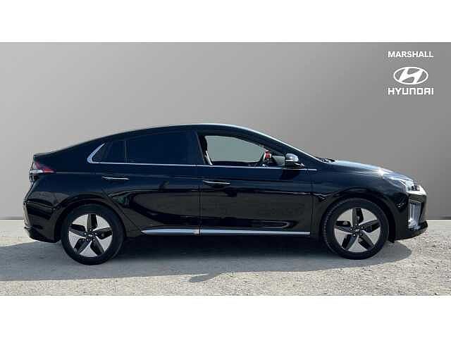 Hyundai IONIQ 1.6 GDi Hybrid Premium SE 5dr DCT Black