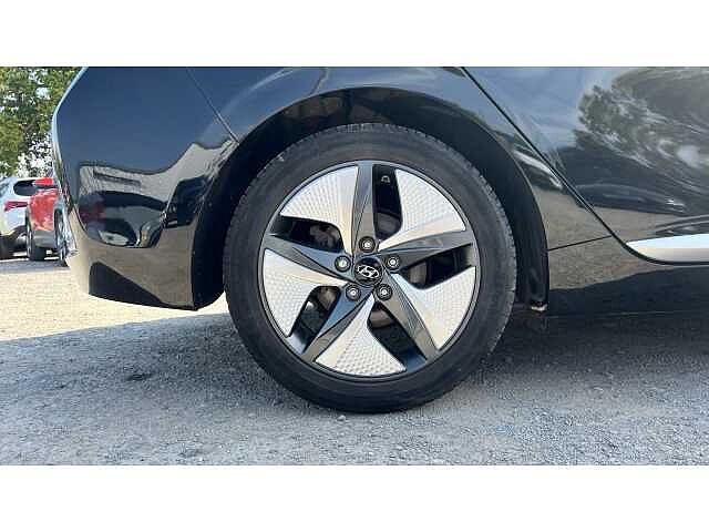 Hyundai IONIQ 1.6 GDi Hybrid Premium SE 5dr DCT Black