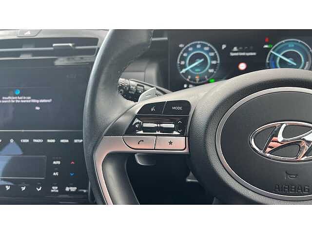 Hyundai TUCSON 1.6 TGDi Plug-in Hybrid Premium 5dr 4WD Auto Red