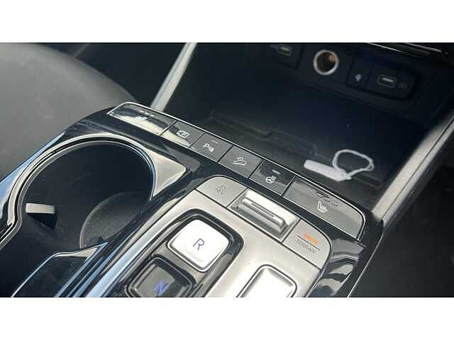 Hyundai TUCSON 1.6 TGDi Plug-in Hybrid Premium 5dr 4WD Auto Red