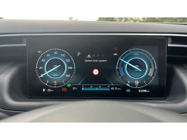 Hyundai TUCSON 1.6 TGDi Plug-in Hybrid Premium 5dr 4WD Auto Red