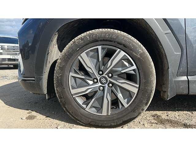 Hyundai TUCSON 1.6 TGDi 48V MHD SE Connect 5dr 2WD DCT GREY