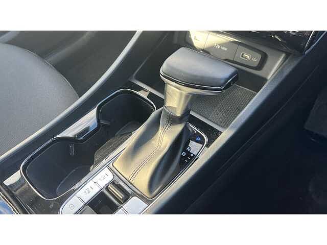 Hyundai TUCSON 1.6 TGDi 48V MHD SE Connect 5dr 2WD DCT GREY