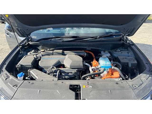 Hyundai TUCSON 1.6T Plug-in Hybrid N Line S 5dr 4WD Auto White