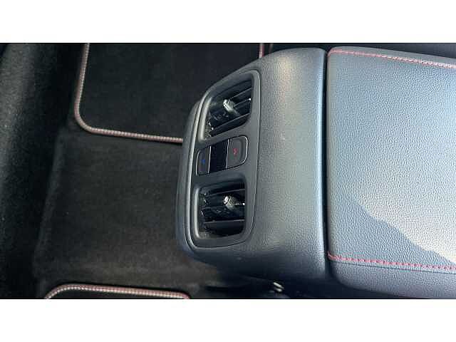 Hyundai TUCSON 1.6T Plug-in Hybrid N Line S 5dr 4WD Auto White