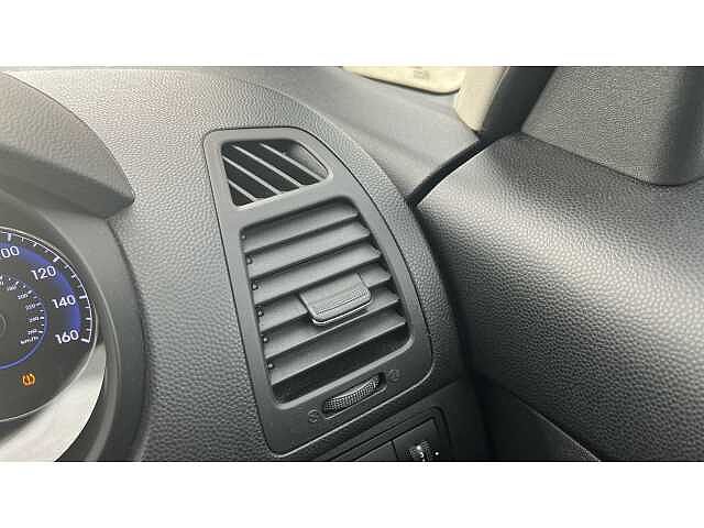 Hyundai ix20 1.4 Blue Drive Premium Nav 5dr