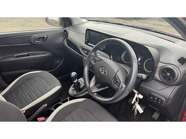 Hyundai I10 1.0 MPi SE Connect 5dr Red