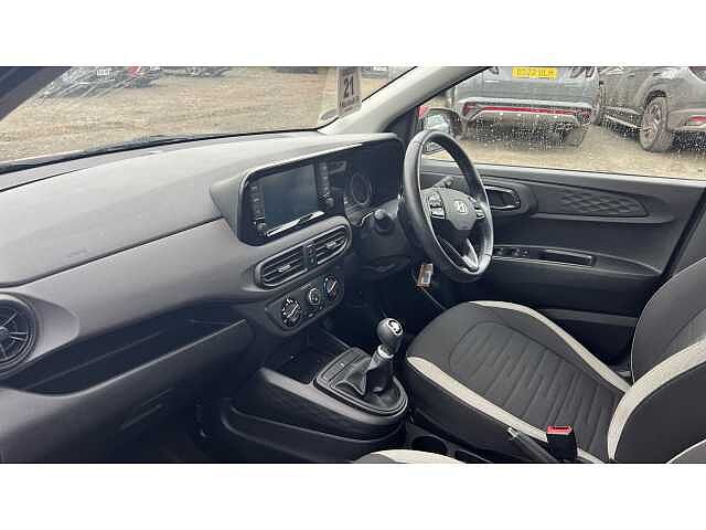 Hyundai I10 1.0 MPi SE Connect 5dr Red