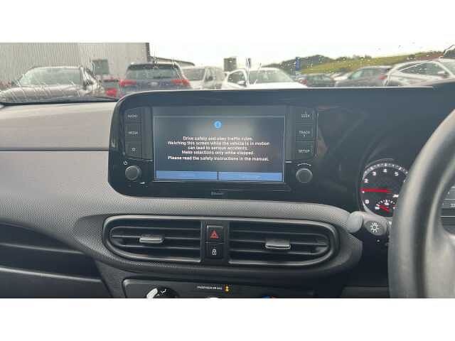 Hyundai I10 1.0 MPi SE Connect 5dr Red