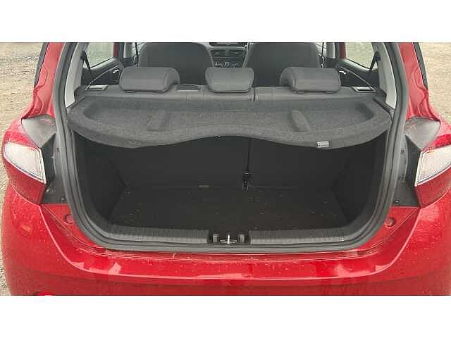 Hyundai I10 1.0 MPi SE Connect 5dr Red