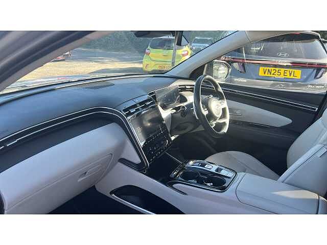 Hyundai TUCSON 1.6 TGDi Hybrid 230 Ultimate 5dr 2WD Auto SILVER