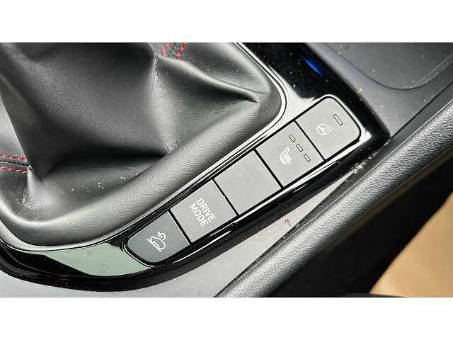 Hyundai TUCSON 1.6 TGDi N Line S 5dr 2WD RED