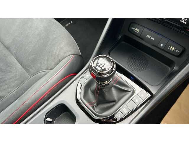 Hyundai TUCSON 1.6 TGDi N Line S 5dr 2WD RED
