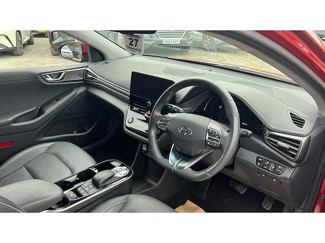 Hyundai IONIQ 100kW Premium SE 38kWh 5dr Auto Red