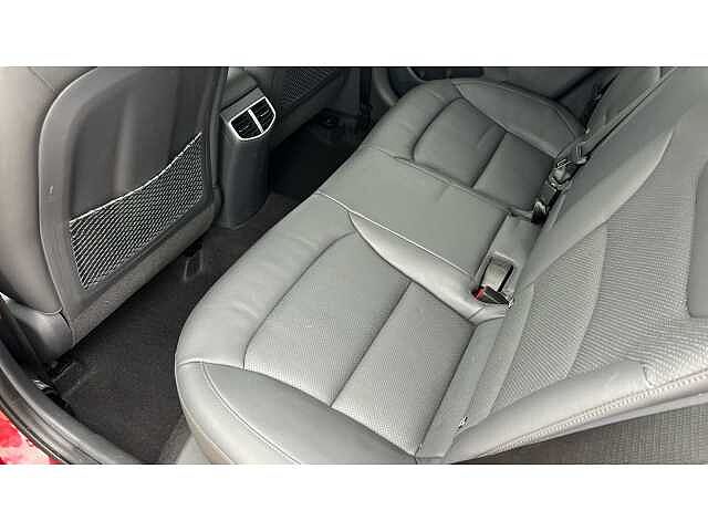 Hyundai IONIQ 100kW Premium SE 38kWh 5dr Auto Red