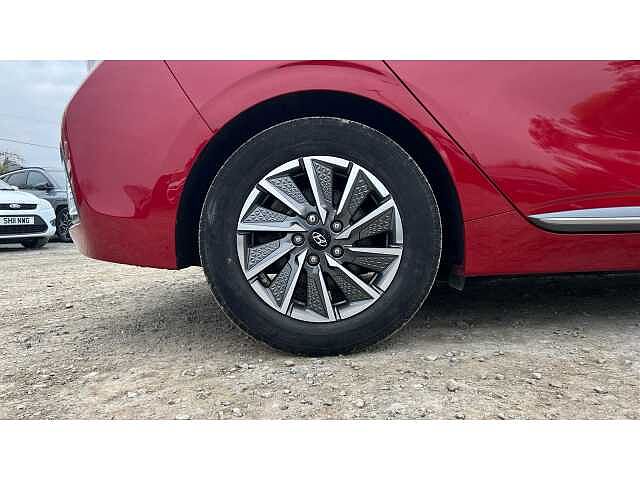 Hyundai IONIQ 100kW Premium SE 38kWh 5dr Auto Red