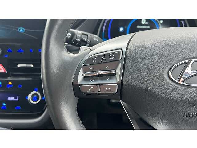 Hyundai IONIQ 100kW Premium SE 38kWh 5dr Auto Red