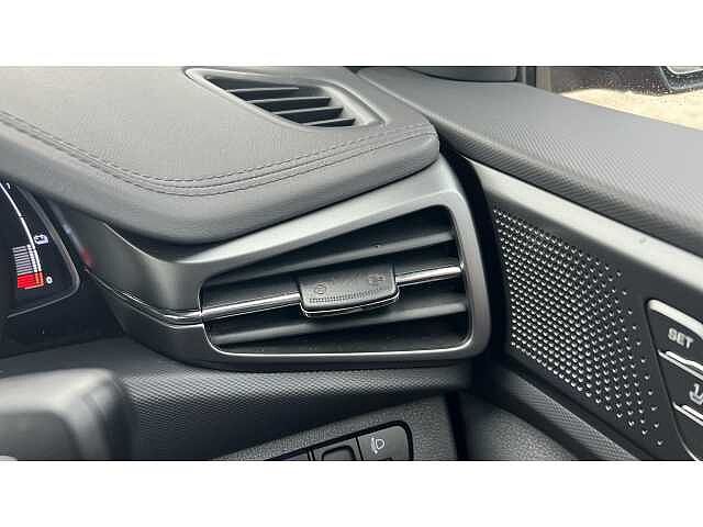 Hyundai IONIQ 100kW Premium SE 38kWh 5dr Auto Red