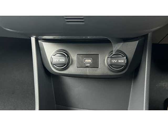 Hyundai IONIQ 100kW Premium SE 38kWh 5dr Auto Red