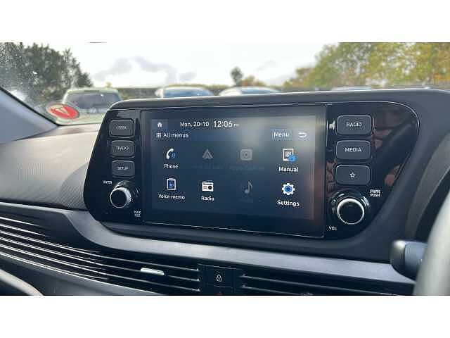 Hyundai BAYON 1.0 TGDi 48V MHEV SE Connect 5dr DCT White