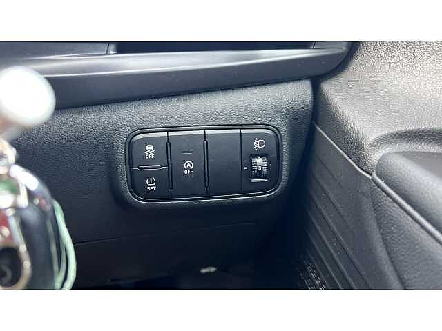 Hyundai BAYON 1.0 TGDi 48V MHEV SE Connect 5dr DCT White