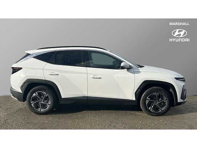 Hyundai TUCSON 1.6T Plug-in Hybrid Premium 5dr 4WD Auto White