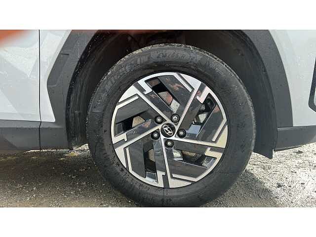Hyundai TUCSON 1.6T Plug-in Hybrid Premium 5dr 4WD Auto White