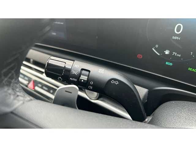 Hyundai TUCSON 1.6T Plug-in Hybrid Premium 5dr 4WD Auto White