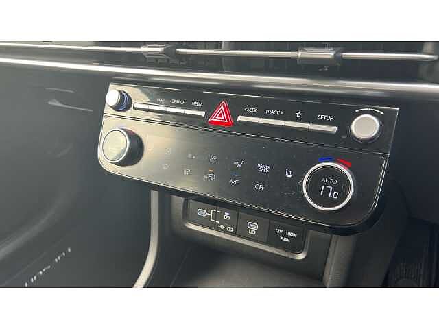 Hyundai TUCSON 1.6T Plug-in Hybrid Premium 5dr 4WD Auto White