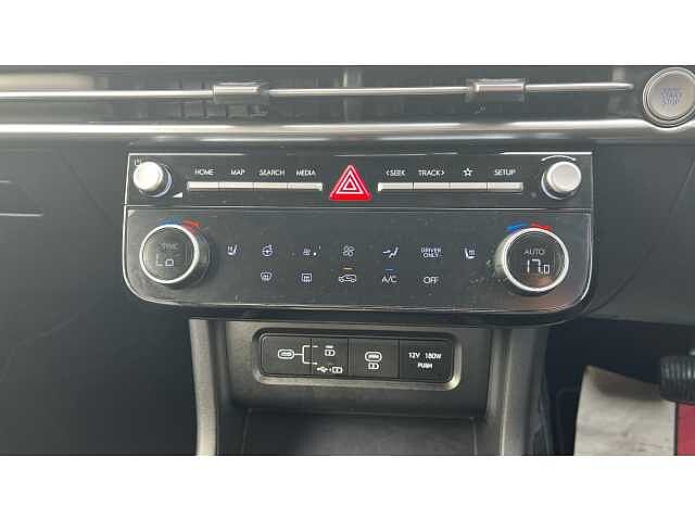 Hyundai TUCSON 1.6T Plug-in Hybrid Premium 5dr 4WD Auto White