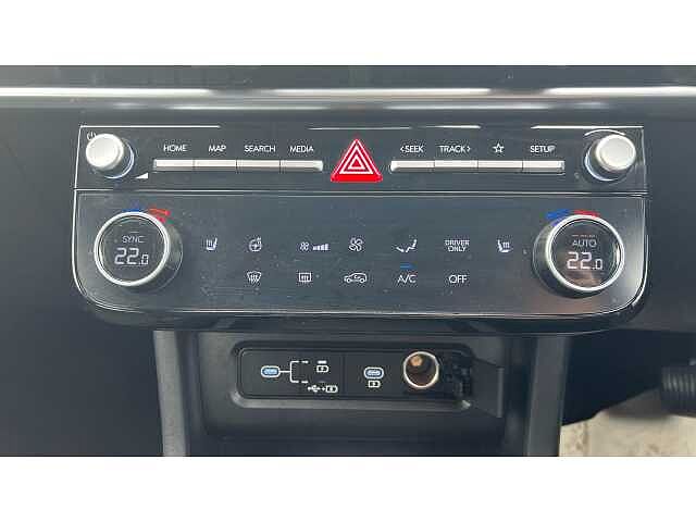 Hyundai TUCSON 1.6T Plug-in Hybrid Premium 5dr 4WD Auto Red