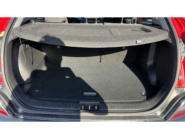 Hyundai KONA 1.6 GDi Hybrid Premium 5dr DCT RED
