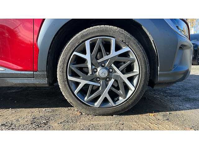 Hyundai KONA 1.6 GDi Hybrid Premium 5dr DCT RED