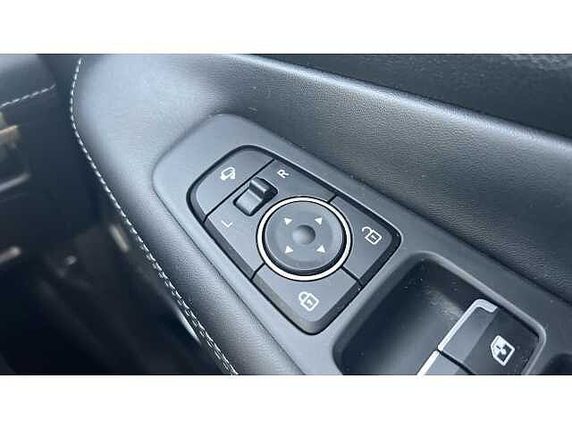 Hyundai Santa Fe SANTA FE 1.6 TGDi Hybrid Premium 5dr Auto