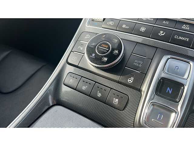 Hyundai Santa Fe SANTA FE 1.6 TGDi Hybrid Ultimate 5dr 4WD Auto