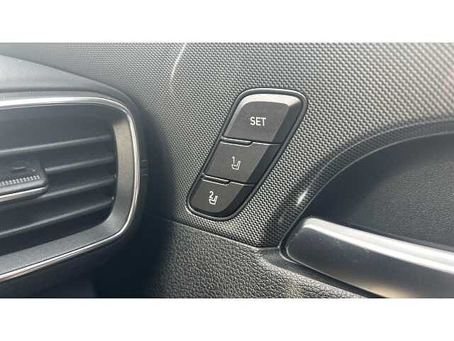 Hyundai Santa Fe SANTA FE 1.6 TGDi Hybrid Ultimate 5dr 4WD Auto