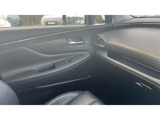 Hyundai Santa Fe SANTA FE 1.6 TGDi Hybrid Premium 5dr Auto