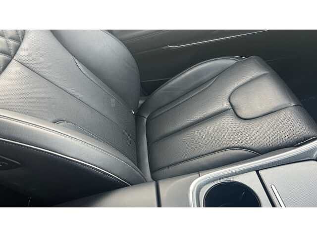 Hyundai Santa Fe SANTA FE 1.6 TGDi Hybrid Premium 5dr Auto