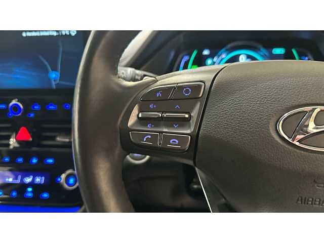 Hyundai Ioniq IONIQ 1.6 GDi Plug-in Hybrid Premium SE 5dr DCT