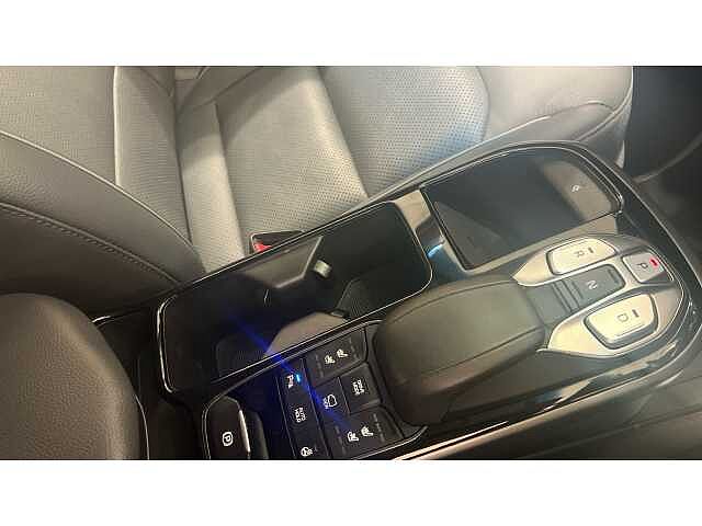 Hyundai Ioniq IONIQ 100kW Premium SE 38kWh 5dr Auto