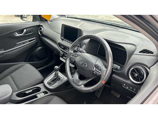 Hyundai KONA KONA 1.6 GDi Hybrid SE Connect 5dr DCT Black