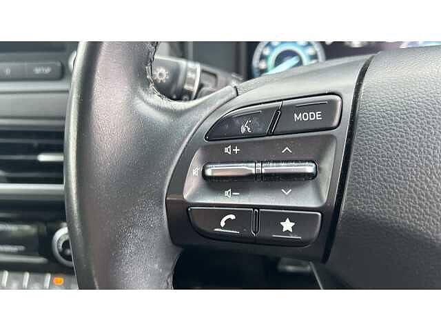 Hyundai KONA KONA 1.6 GDi Hybrid SE Connect 5dr DCT Black