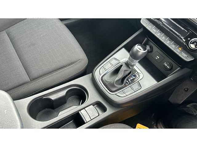 Hyundai KONA KONA 1.6 GDi Hybrid SE Connect 5dr DCT Black